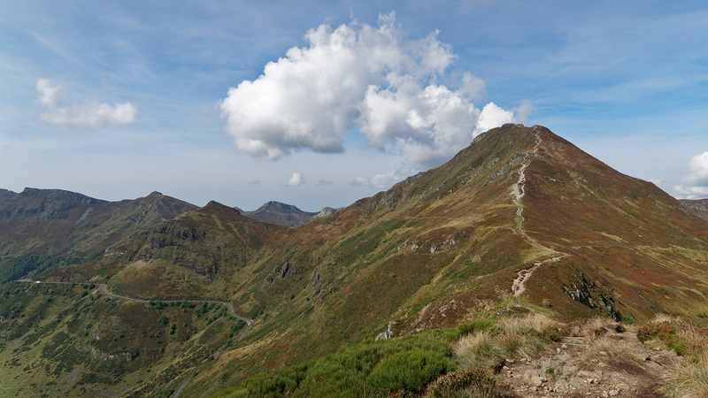 Le Puy Mary et les crêtes cantaliennes