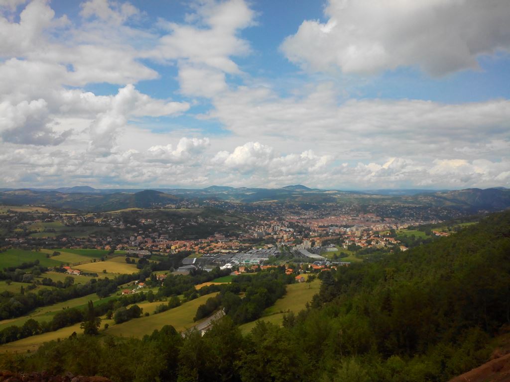 Vue du Puy depuis le chantier à La Pépiniere
