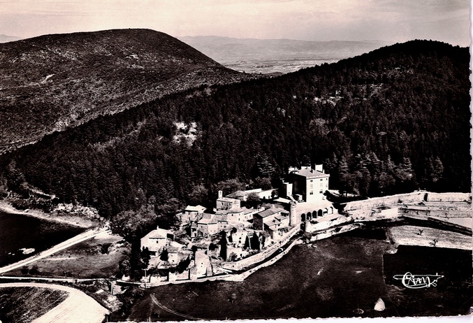 Chateau de Condillac et ses abords 1