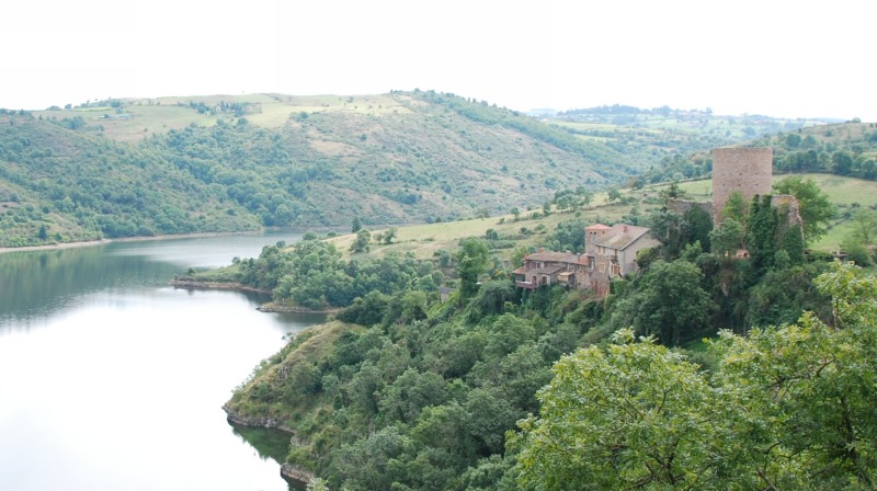 Ruines du chateau de St Maurice sur loire 1